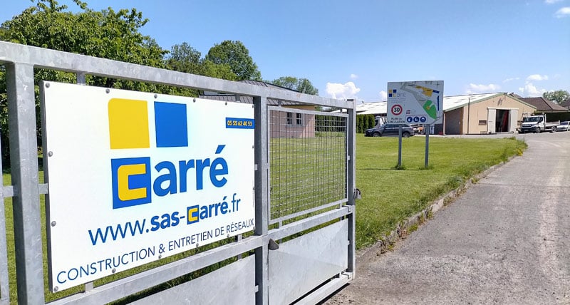 La SAS Carré est basée à Ahun en Creuse. Elle intervient dans la construction et l'entretien des réseaux aériens et souterrains. 