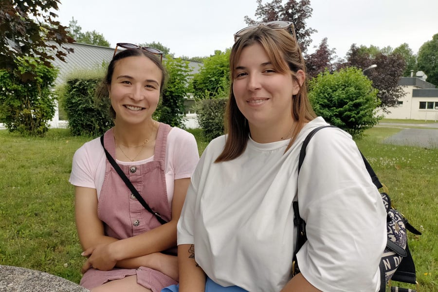 Maeva et Amélie, le Team Gato Creusois engagé sur le 4L Trophy 2024